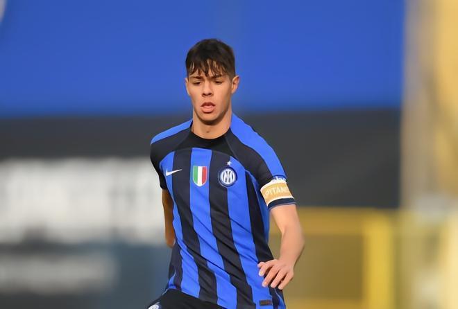 官方：国米小将丰塔纳罗萨租借加盟意乙科森扎