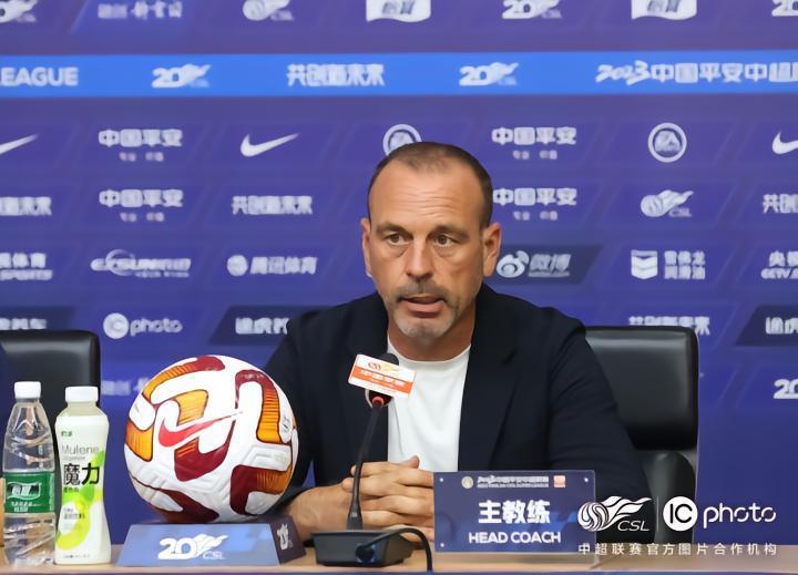 赛后发布会 ｜ 萨尔科：感谢远征球迷 很可惜没能