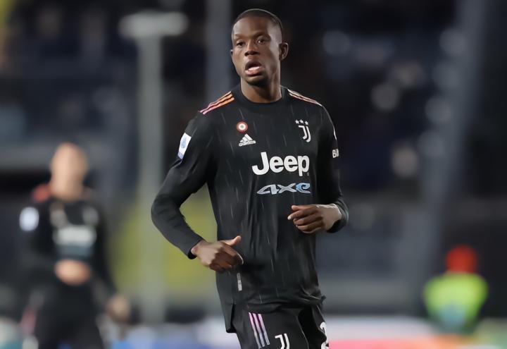 罗马诺：摩纳哥2200万欧正式报价扎卡里亚，尤文坚持要2500万