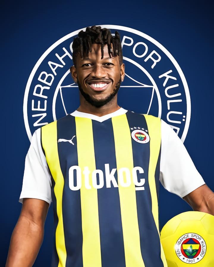 Here we go！罗马诺：曼联中场弗雷德即将加盟费内巴切