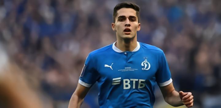 世体：俄罗斯新星扎哈里扬接近加盟皇家社会