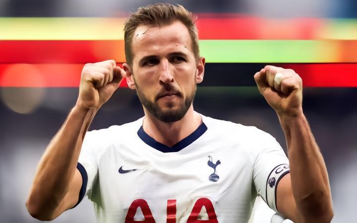 德媒：凯恩交易被推迟的原因是列维想重新协商奖金条款