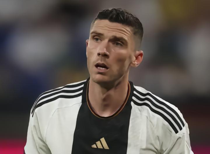 1500万不够，德媒：柏林联合尚未谈妥戈森斯，国米想要更多钱