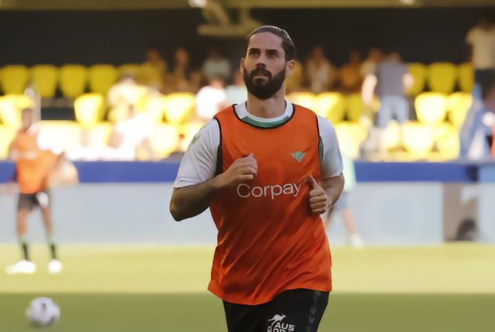 近9个月首次出场，伊斯科当选西甲首轮贝蒂斯战黄潜全场最佳