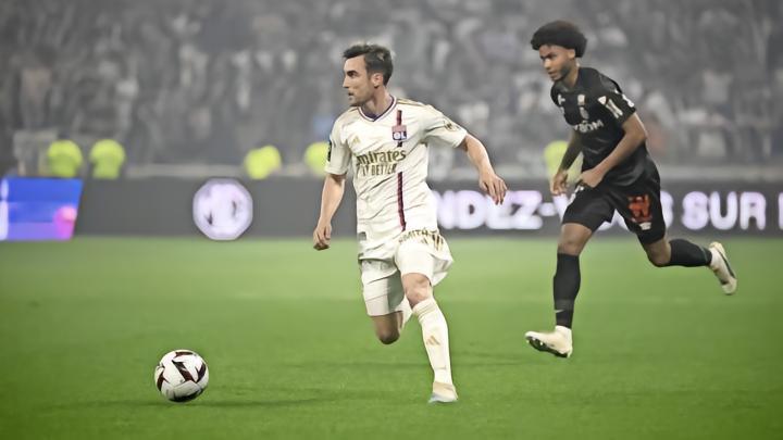 电讯报：阿贾克斯希望重新签回阿根廷后卫塔利亚菲科