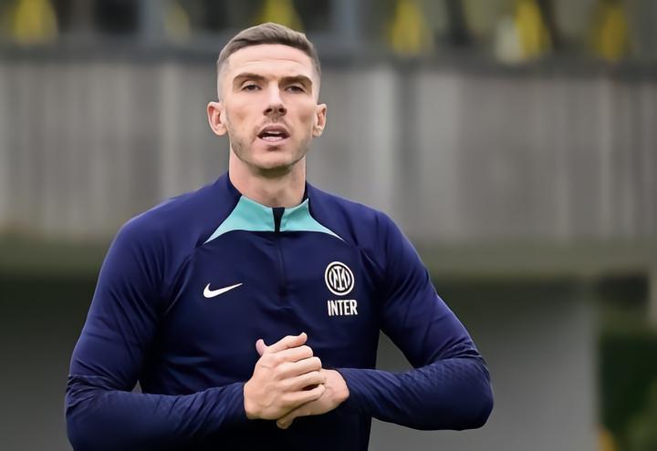 罗马诺：国米后卫戈森斯即将与柏林联合签约，双方已达成协议