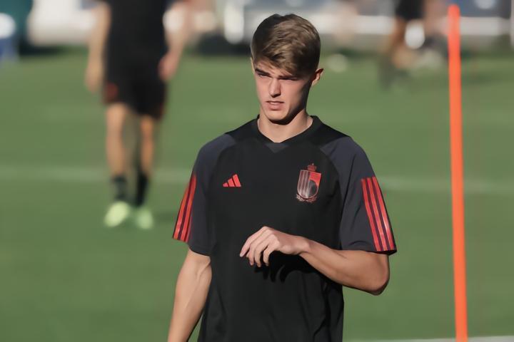 罗马诺：德凯特拉雷即将加盟亚特兰大，球员将签署协议并体检