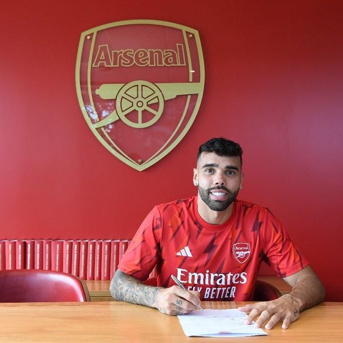 拉亚：阿尔特塔向我介绍了阿森纳的价值观，我无法说不