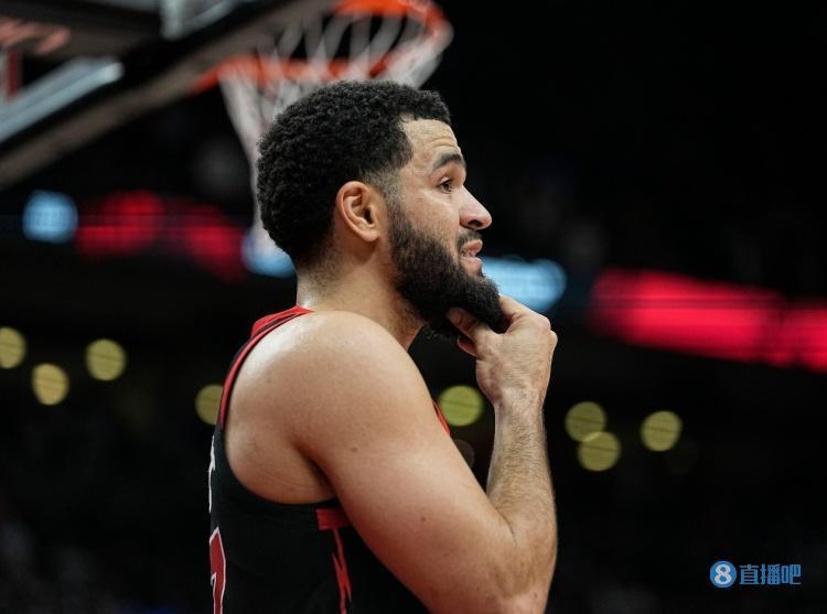 斯通：我们很幸运能得到范弗里特 他有很多优点而且没什么缺点