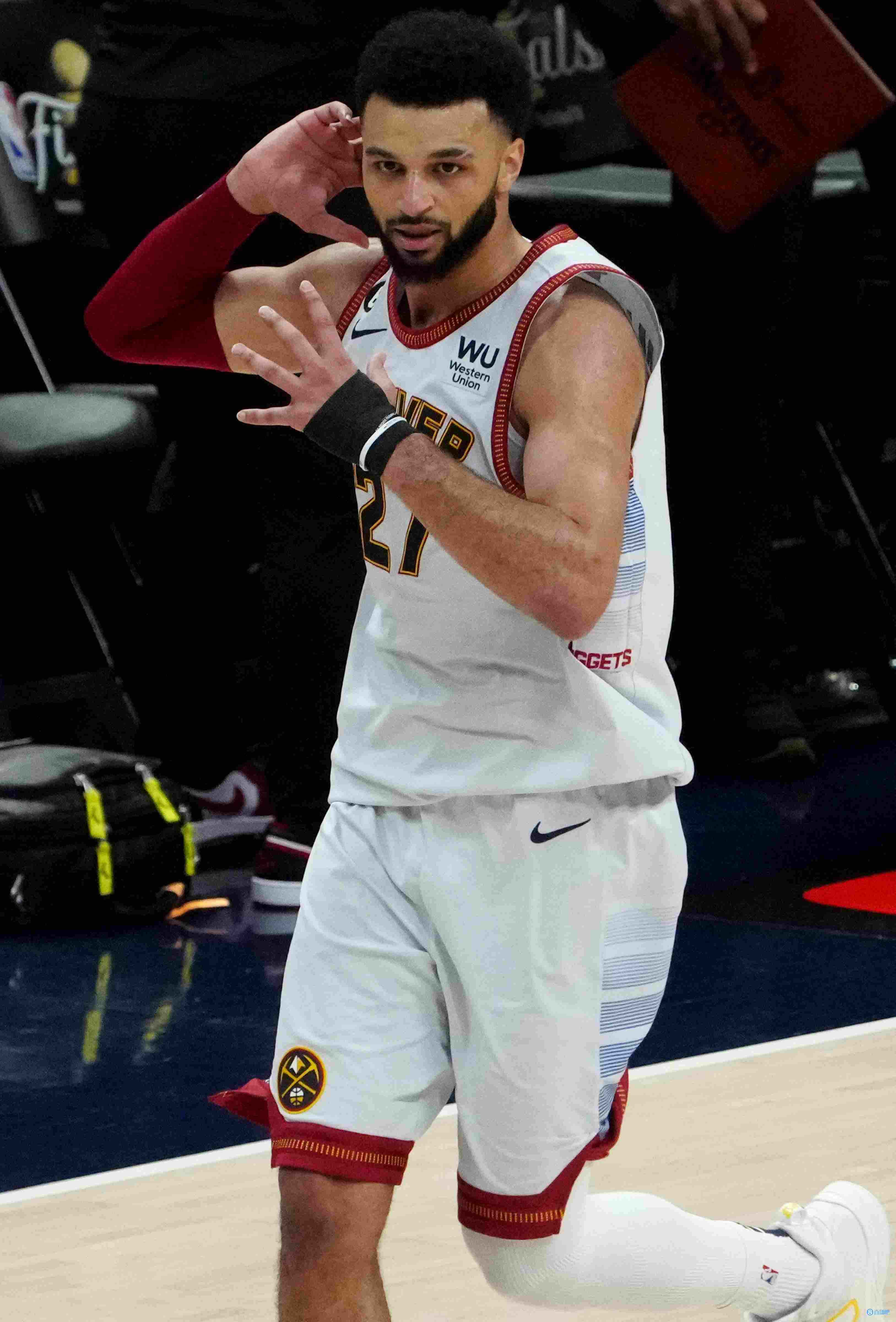 冠军后卫穆雷发推：大家最喜欢的季后赛比赛是？