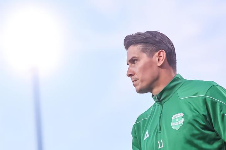 斯滕平斯基：阿里斯对琴斯托霍瓦仍是五五开；要为欧冠而战