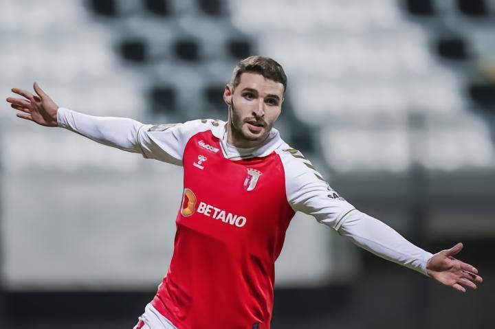 思乡症又犯了？阿韦尔-鲁伊斯称未来愿意成为瓦伦西亚9号