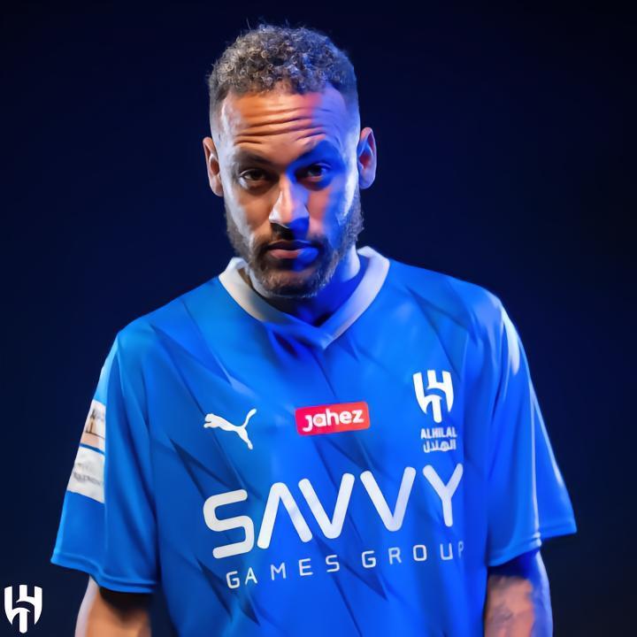 内马尔加盟后还不收手，利雅得新月再签两人，八外援奢华至极