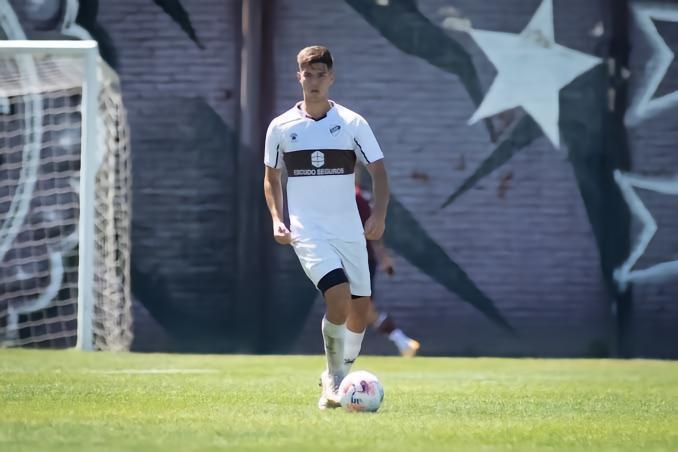 佩莱格里诺和库列拉基斯