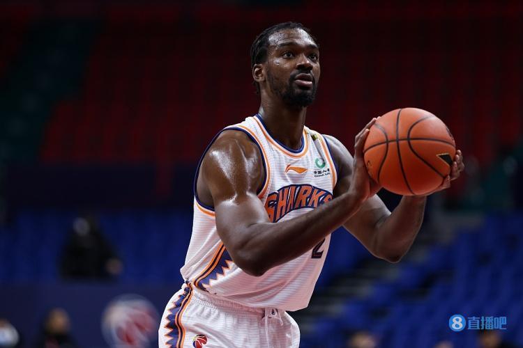 上海记者：诺阿-冯莱重返上海男篮