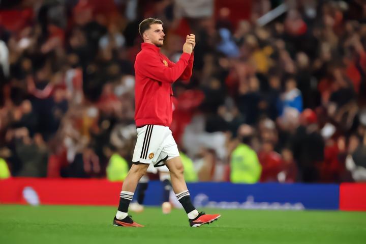 媒体称芒特表现不佳，哥哥：在你火上浇油前他们已经挨够骂了