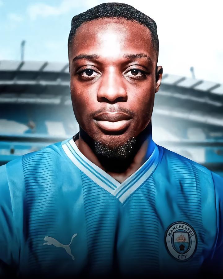 比利时记者独家：多库和曼城谈妥5年合同，将正式报价