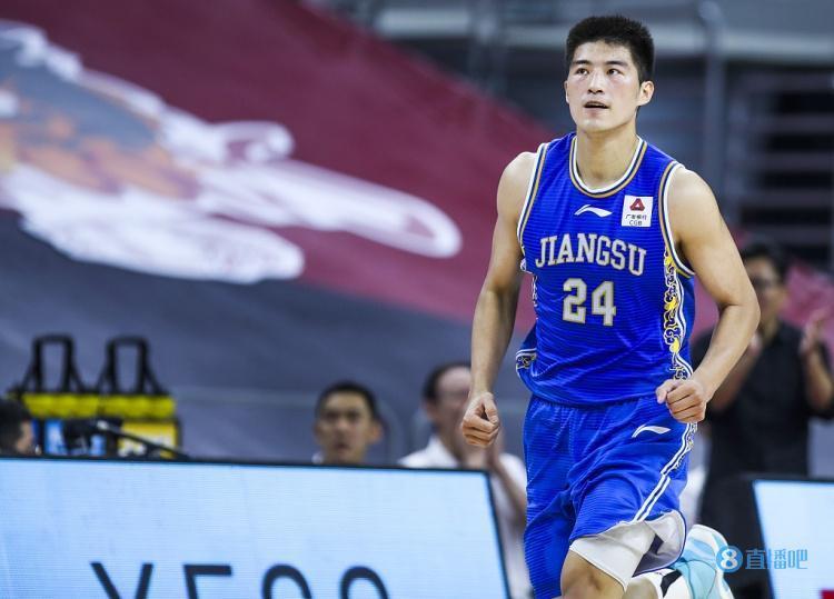 赵率舟婉拒两个CBA报价合同 选择转战三人篮球赛场