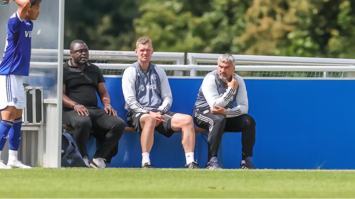 阿萨莫阿：一线队某些球员的表现差，会仔细评估各位置人选