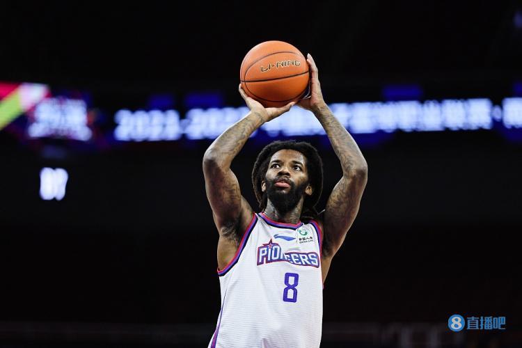 天津与外援特文-斯坦沃塔&伯顿完成签约 大卫-詹姆斯身体恢复不错