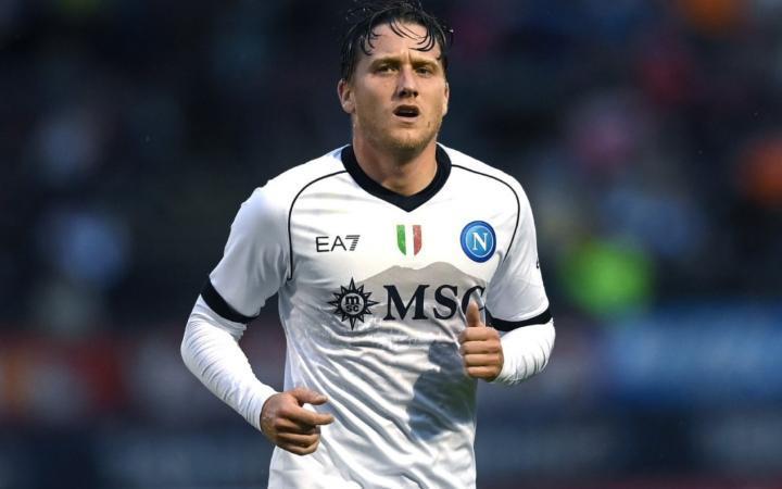 迪马济奥：泽林斯基拒绝吉达国民的报价，决定留在那不勒斯