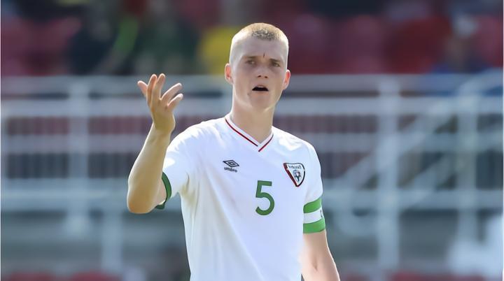 转会：纽卡斯尔联签下AC米兰U18主力中后卫赫弗南