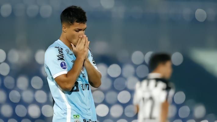 马科斯·莱昂纳多的父亲透露：“他很难过，因为他们