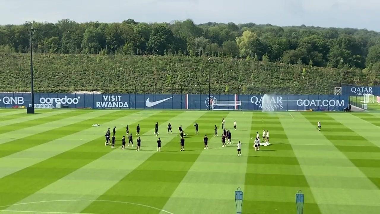 巴黎对阵图卢兹的赛前训练，姆巴佩、登贝莱参与其中