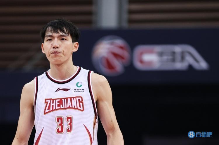 此前肋部骨折的吴前目前可进行基本训练 预计月底会恢复对抗练习