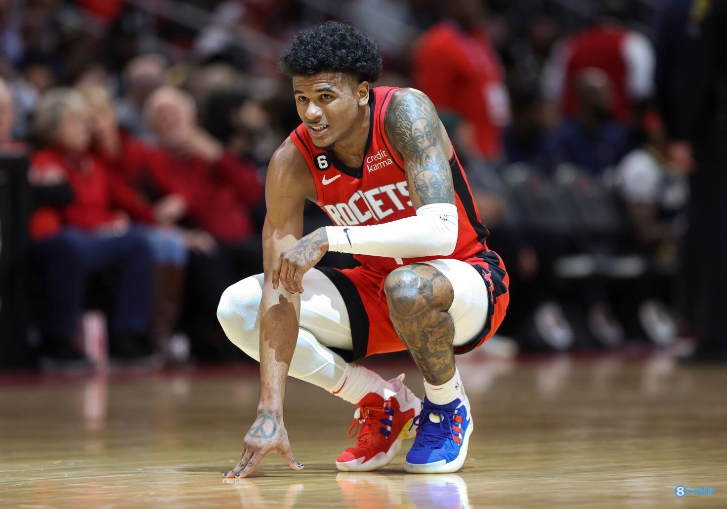 杰伦-格林将参加克六的半职业联赛 库明加此前狂砍60分