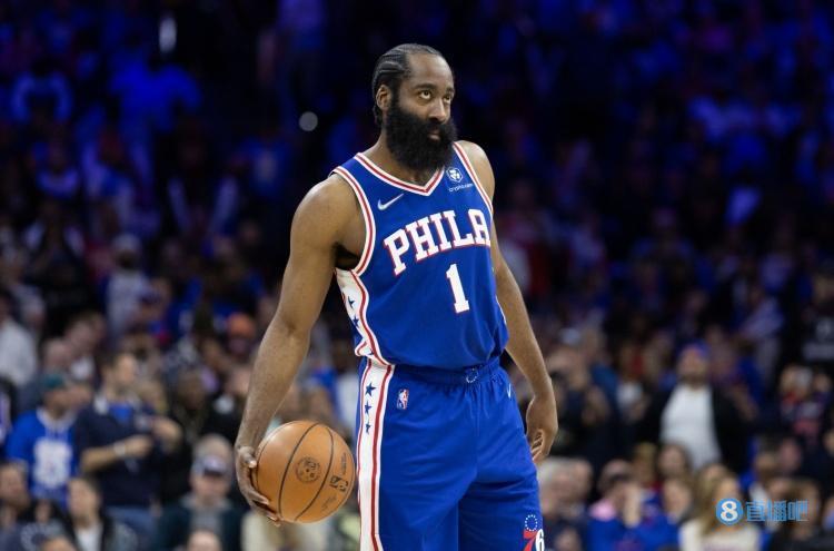 美记：无论莫雷承诺与否 人们认为哈登签1 1后会跳出&顶薪续约