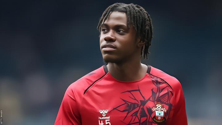 切尔西以5800万英镑签下拉维亚：为未来打下坚实基础