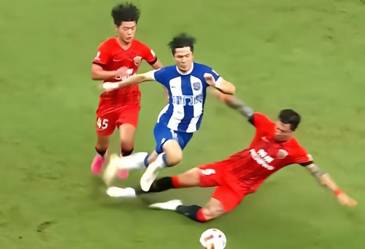 记者：若一切顺利，明天有望本赛季末复出；高华泽赛季报销