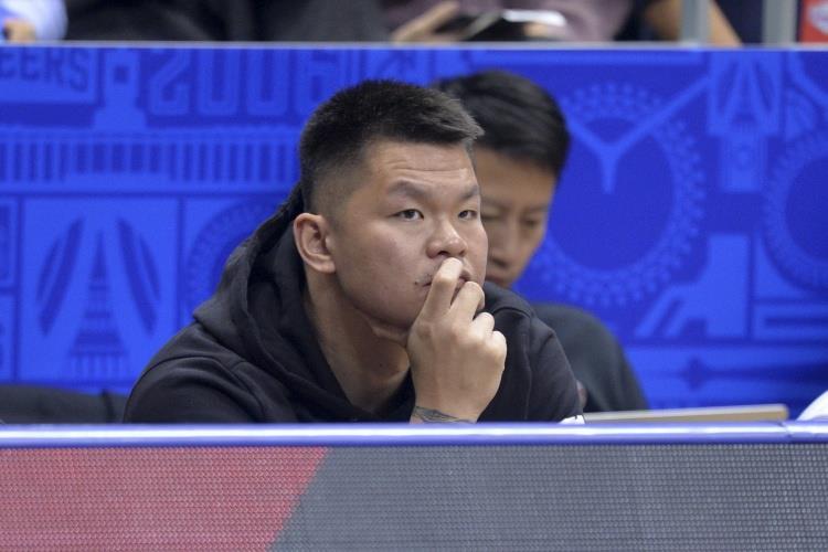 薛思佳：广东队和朱总值得敬佩&学习 上海男篮已尽了最大的努力