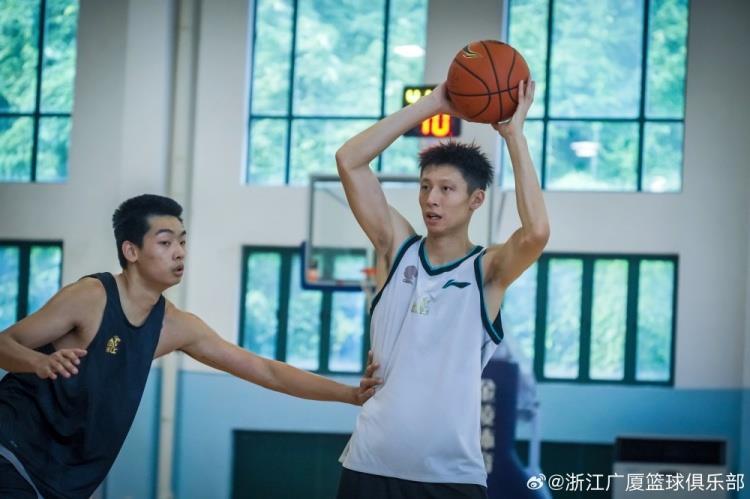 广厦官方：本月24号和26号在宁波与西安 和上海进行两场邀请赛