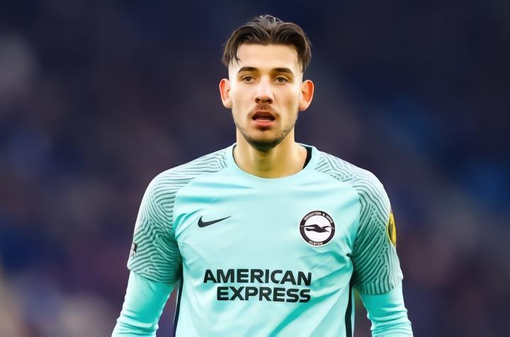 波兰队医：莫德尔术后出现并发症，因此接受了第二次手术