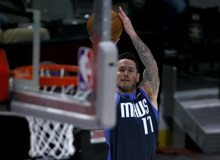 盘点史上收入最高的分卫：科比第1但即将被哈登超越 乔丹无缘上榜