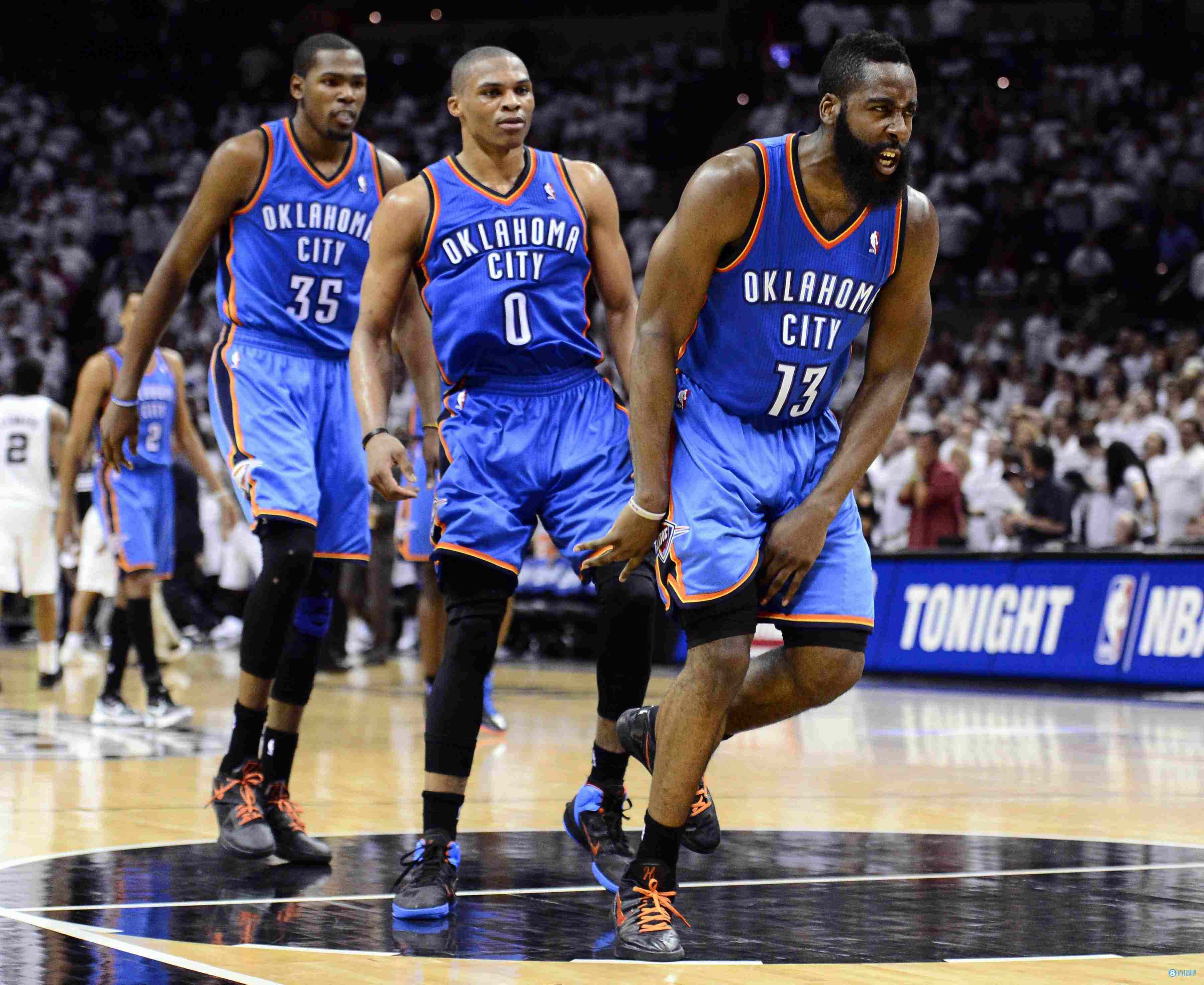 过去十年单季罚球命中数排行榜：哈登霸榜 雷霆三少包揽前七