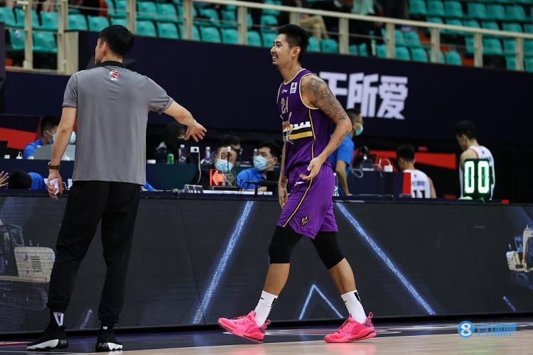 媒体人：北京并未与孙思尧签约 后者仍处于试训阶段