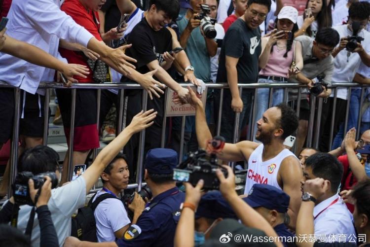 家乡作战！李凯尔国内首秀 赛后特意向支持他的亲戚朋友表达感谢