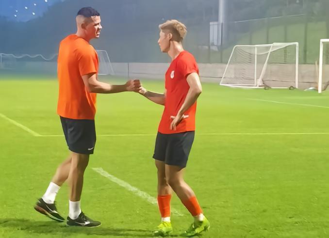 记者：刘彬彬恢复情况良好，帕托本月的比赛估计很难复出