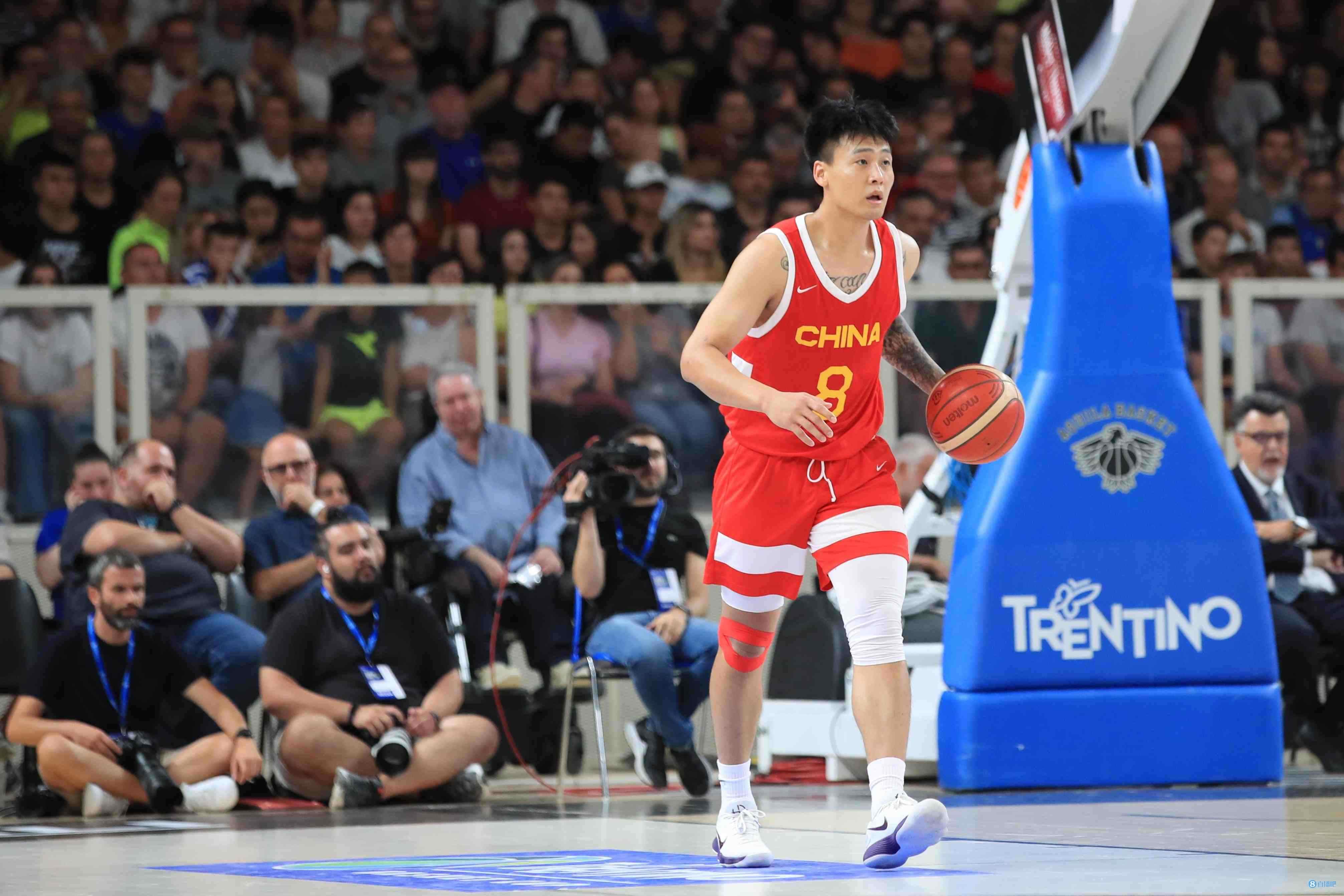 中国篮球之队晒今日数据：赵睿贡献13分 当选队内最佳球员