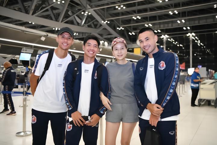 华裔美女老板送行！浙江亚冠对手抵达湖州，22人大名单曝光