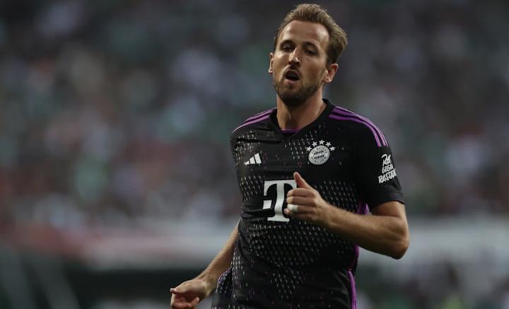 图片报：凯恩德甲首秀用胶带缠住婚戒出场，这违反德甲规定