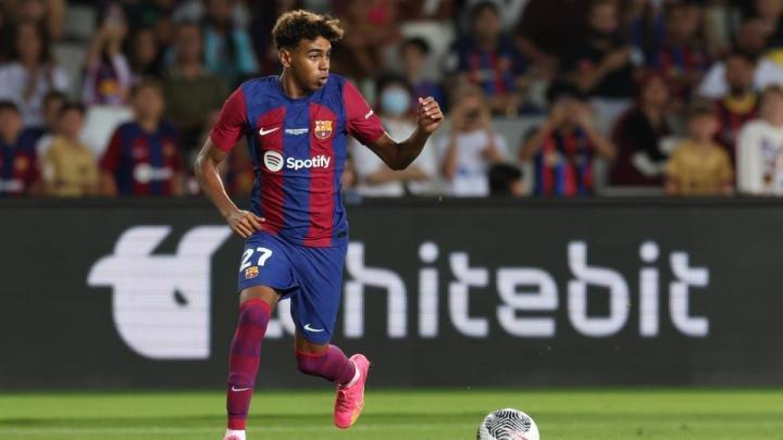 16岁的亚马尔刷新西甲最年轻首发纪录，哈维：他已做好了准备