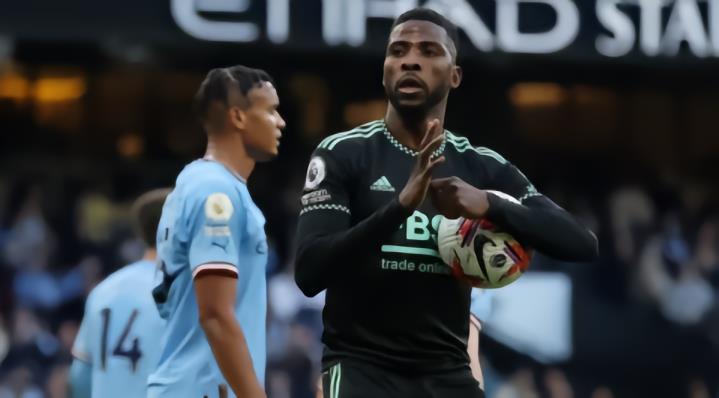 记者 : 水晶宫密切关注莱斯特城的艾弗森和伊希纳乔