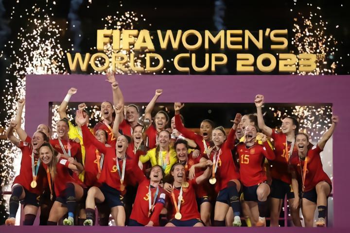 西班牙首夺冠、吸金5.7亿美元，女足世界杯“自立门户”