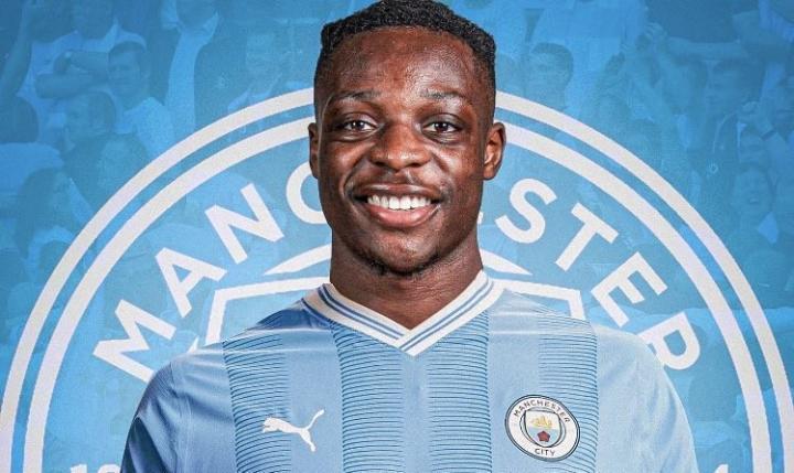 罗马诺：曼城已为多库安排了周三进行第一部分体检