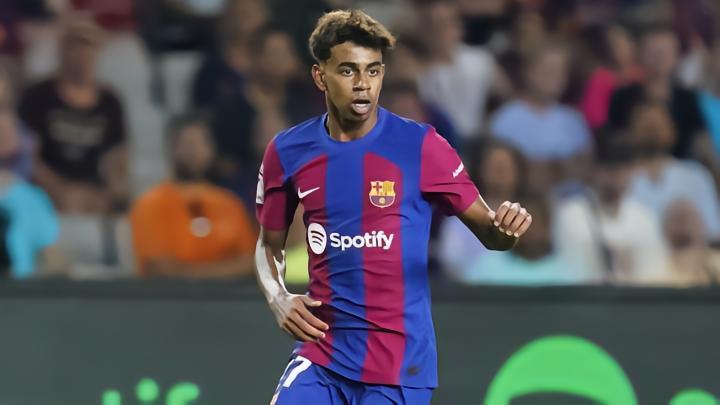 记者：亚马尔与西班牙协调员见面，要选择代表西班牙或摩洛哥