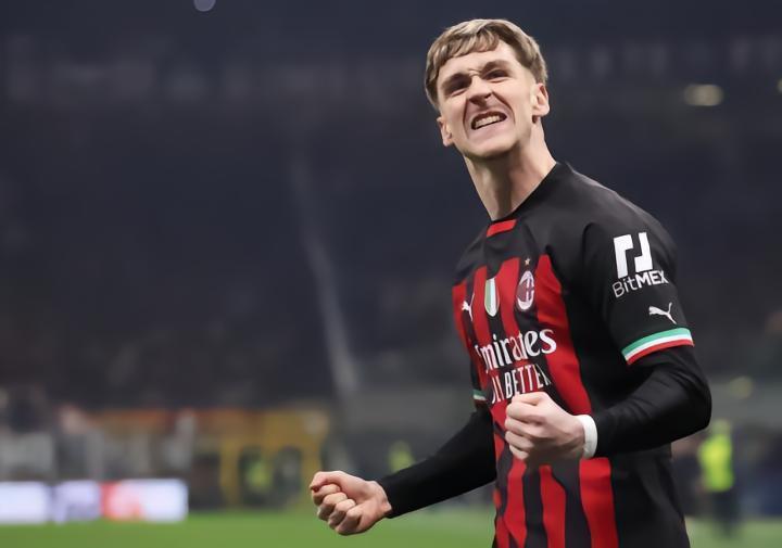 隆戈：米兰希望800-1000万欧卖萨勒马克尔斯，贝蒂斯最感兴趣